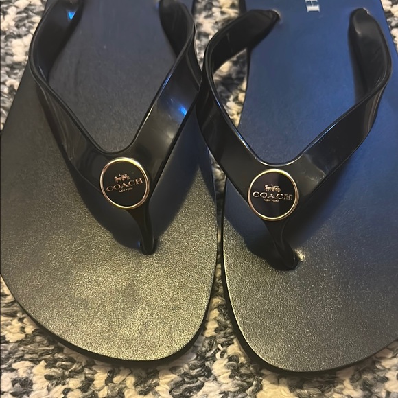 Coach Black Womens Flip Flops - Picture 2 of 3